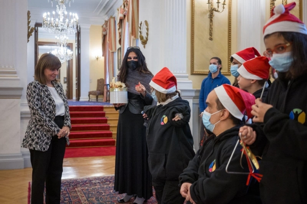 Ευχές και μηνύματα αγάπης από την Πρόεδρο της Δημοκρατίας