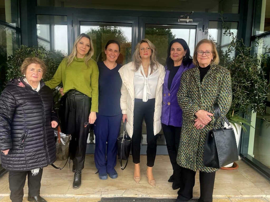 Πασχαλινή επίσκεψη αγάπης από το Φιλανθρωπικό Σωματείο «Αγία Βαρβάρα» στη Δομή Τρικάλων